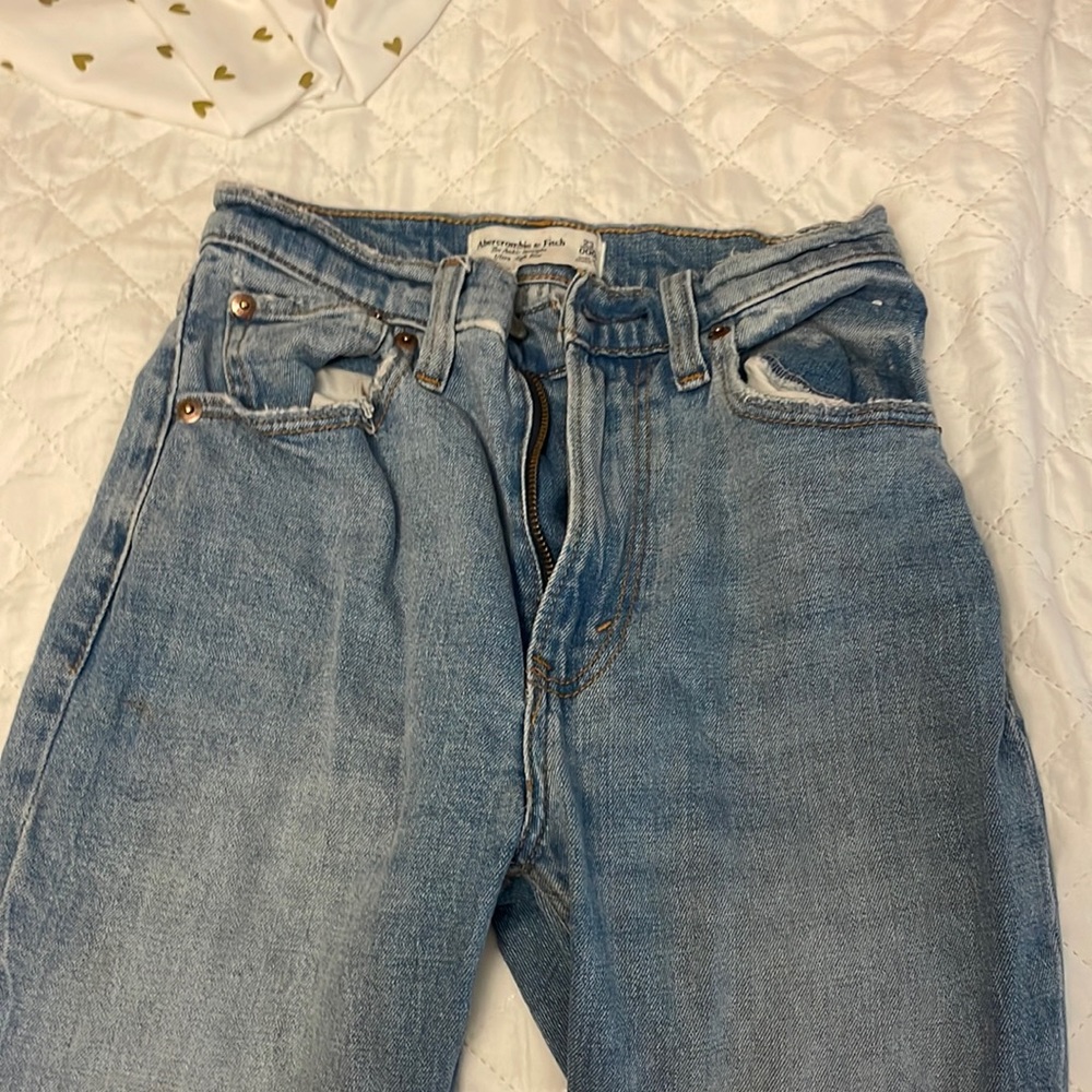 abercrombie & fitch jeans